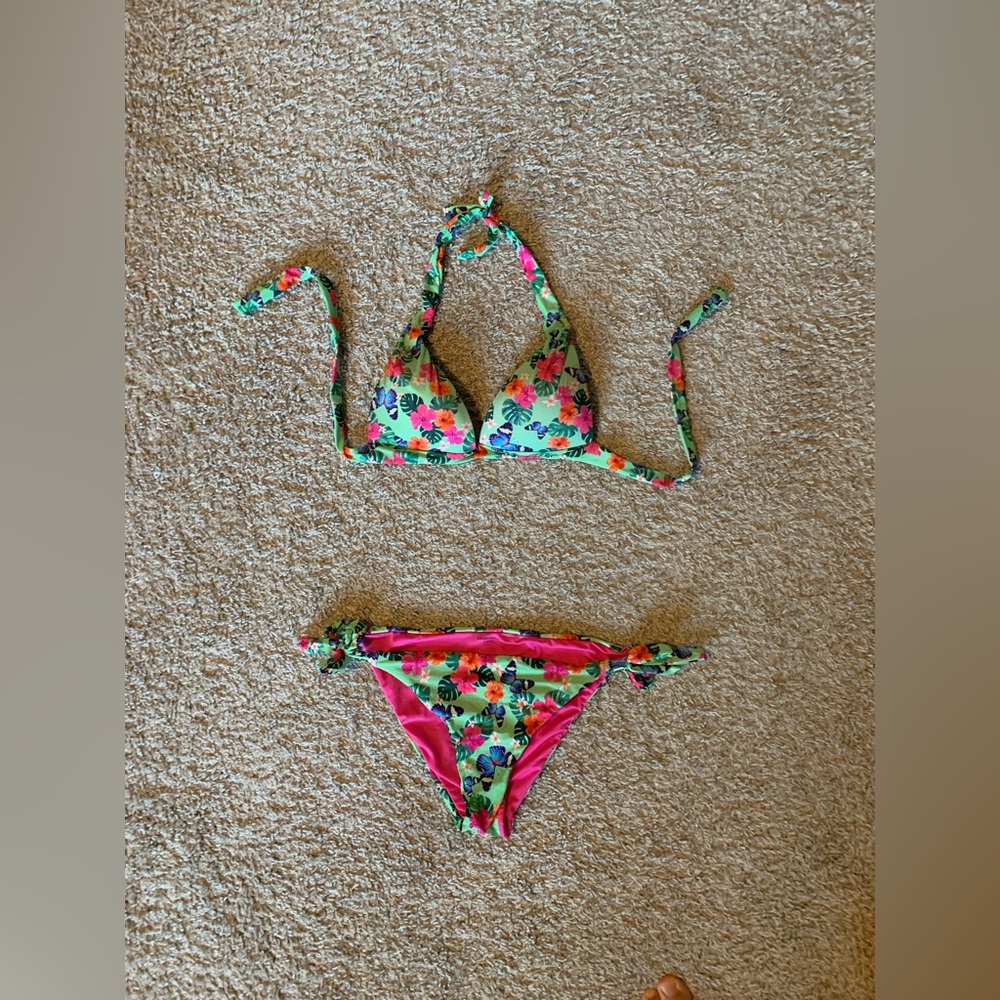 Floral Bikini Set, Calzedonia, size 32B and 2